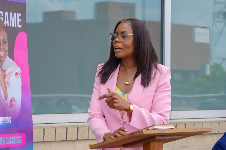 {"remix_data":[],"remix_entry_point":"challenges","source_tags":[],"origin":"unknown","total_draw_time":0,"total_draw_actions":0,"layers_used":0,"brushes_used":0,"photos_added":0,"total_editor_actions":{},"tools_used":{"ai_enhance":1,"effects":1,"adjust":1},"is_sticker":false,"edited_since_last_sticker_save":true,"containsFTESticker":false}