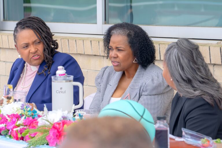 {"remix_data":[],"remix_entry_point":"challenges","source_tags":[],"origin":"unknown","total_draw_time":0,"total_draw_actions":0,"layers_used":0,"brushes_used":0,"photos_added":0,"total_editor_actions":{},"tools_used":{"ai_enhance":1,"effects":1,"adjust":1},"is_sticker":false,"edited_since_last_sticker_save":true,"containsFTESticker":false}