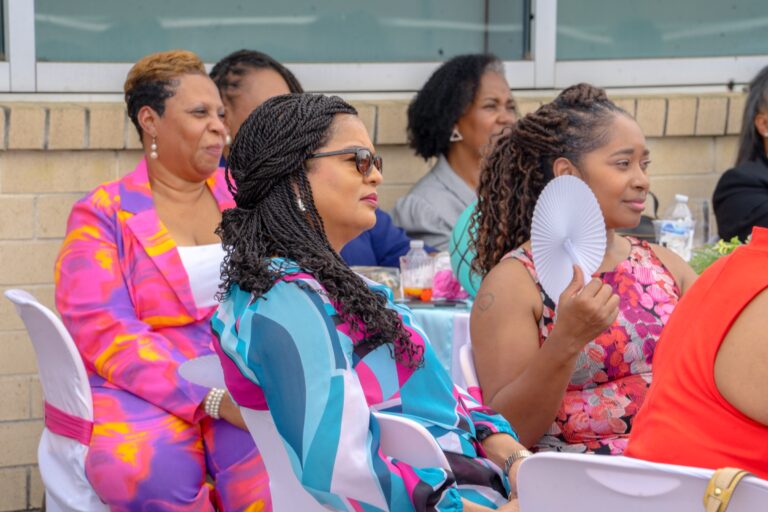 {"remix_data":[],"remix_entry_point":"challenges","source_tags":[],"origin":"unknown","total_draw_time":0,"total_draw_actions":0,"layers_used":0,"brushes_used":0,"photos_added":0,"total_editor_actions":{},"tools_used":{"effects":1,"adjust":1},"is_sticker":false,"edited_since_last_sticker_save":true,"containsFTESticker":false}