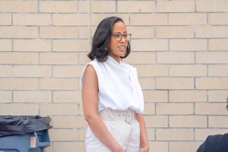 {"remix_data":[],"remix_entry_point":"challenges","source_tags":[],"origin":"unknown","total_draw_time":0,"total_draw_actions":0,"layers_used":0,"brushes_used":0,"photos_added":0,"total_editor_actions":{},"tools_used":{"effects":1,"adjust":1,"beautify":1},"is_sticker":false,"edited_since_last_sticker_save":true,"containsFTESticker":false}