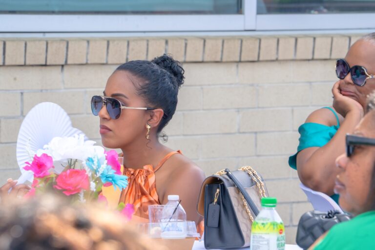 {"remix_data":[],"remix_entry_point":"challenges","source_tags":[],"origin":"unknown","total_draw_time":0,"total_draw_actions":0,"layers_used":0,"brushes_used":0,"photos_added":0,"total_editor_actions":{},"tools_used":{"effects":1,"beautify":1},"is_sticker":false,"edited_since_last_sticker_save":true,"containsFTESticker":false}