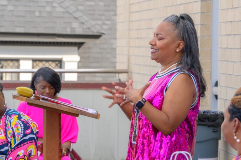 {"remix_data":[],"remix_entry_point":"challenges","source_tags":[],"origin":"unknown","total_draw_time":0,"total_draw_actions":0,"layers_used":0,"brushes_used":0,"photos_added":0,"total_editor_actions":{},"tools_used":{"effects":1,"adjust":1},"is_sticker":false,"edited_since_last_sticker_save":true,"containsFTESticker":false}